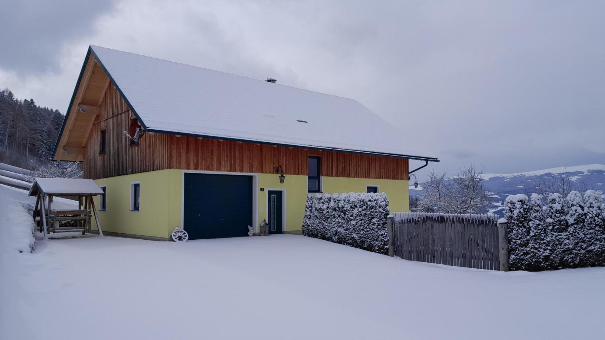 Almferienhaus Russmann Frantschach Buitenkant foto