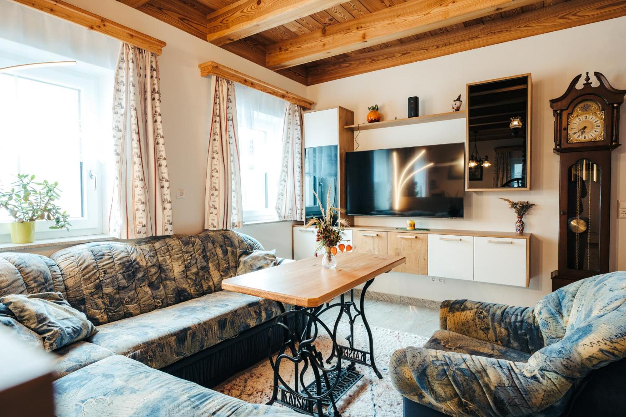 Almferienhaus Russmann Frantschach Buitenkant foto