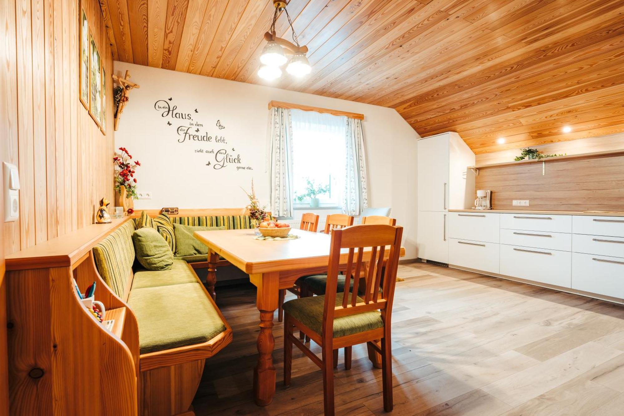 Almferienhaus Russmann Frantschach Buitenkant foto